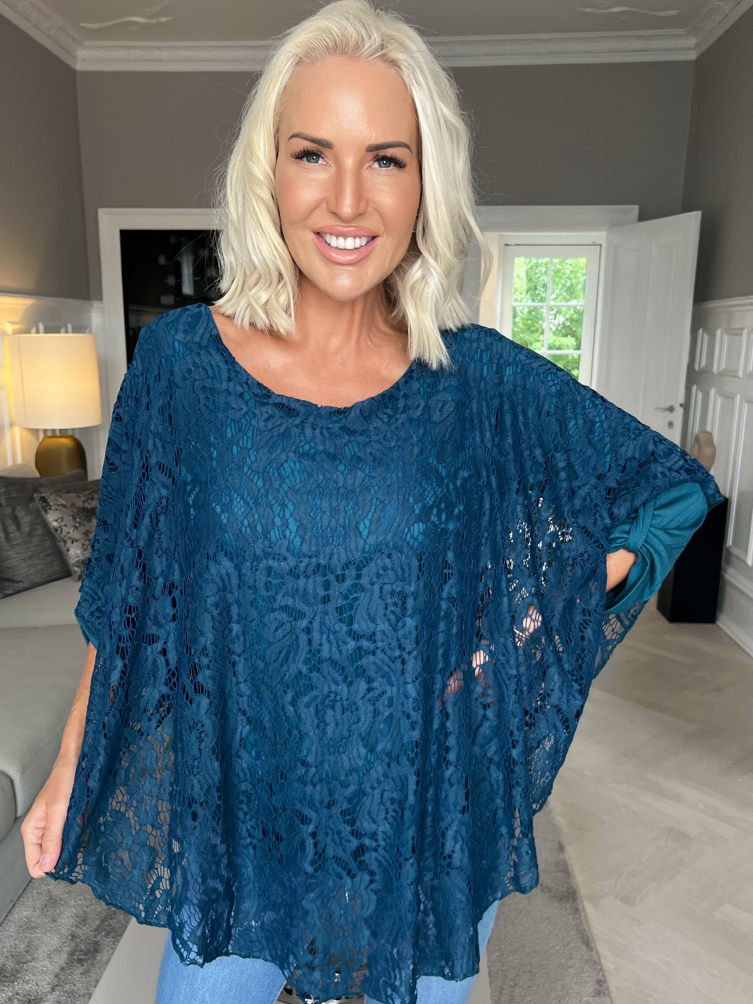 Kenya Lace Shirt - Tunika med spetslager